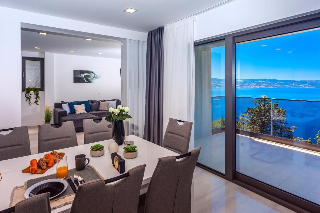 Villa Belvedere With Heated Pool, Billiards, Media Room, Sea Views,10 Pax Omis Luaran gambar