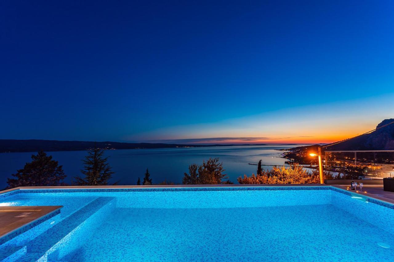 Villa Belvedere With Heated Pool, Billiards, Media Room, Sea Views,10 Pax Omis Luaran gambar