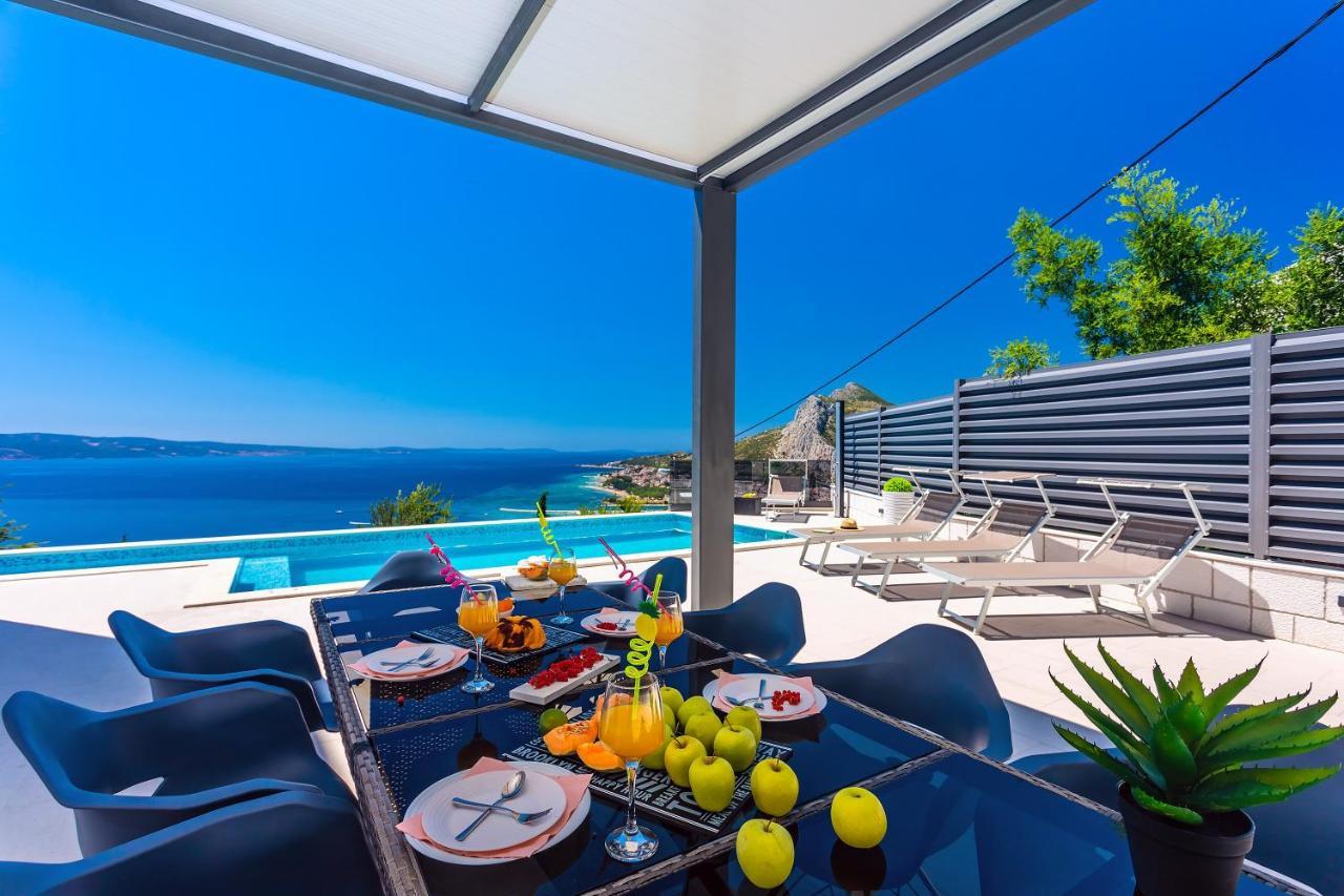 Villa Belvedere With Heated Pool, Billiards, Media Room, Sea Views,10 Pax Omis Luaran gambar